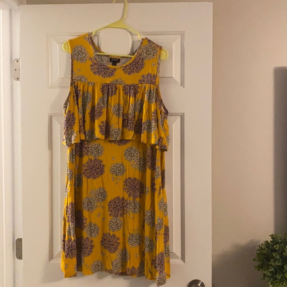 Pretty floral dress 💙